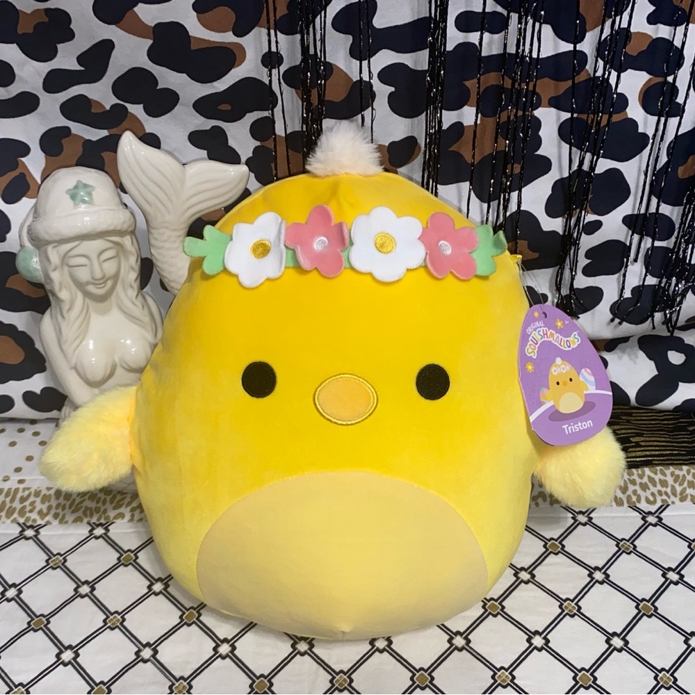 SQUISHMALLOWS JAZWARES TRISTON THE BABY CHICK WITH A FLOWER CROWN PLUSH PILLOW